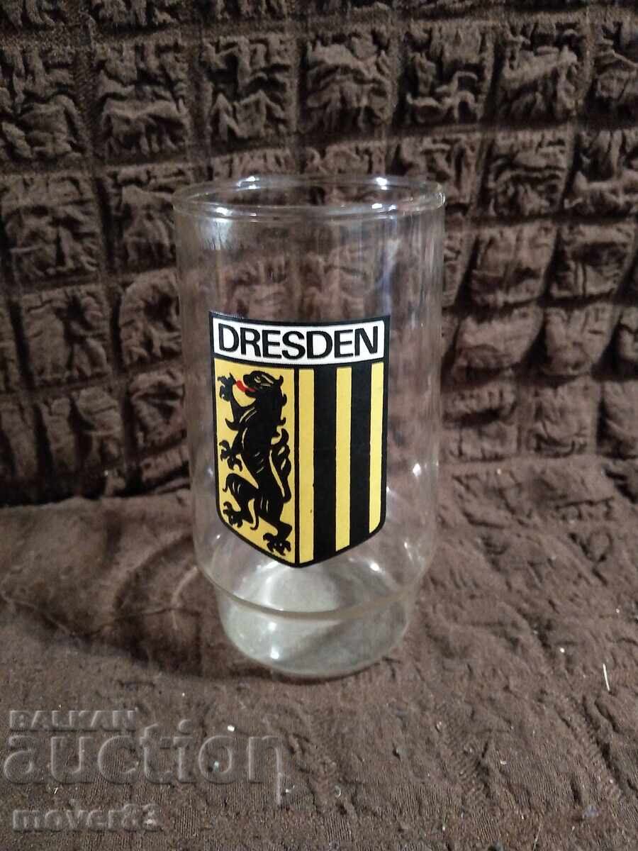 Pahar de sticlă. Dresda