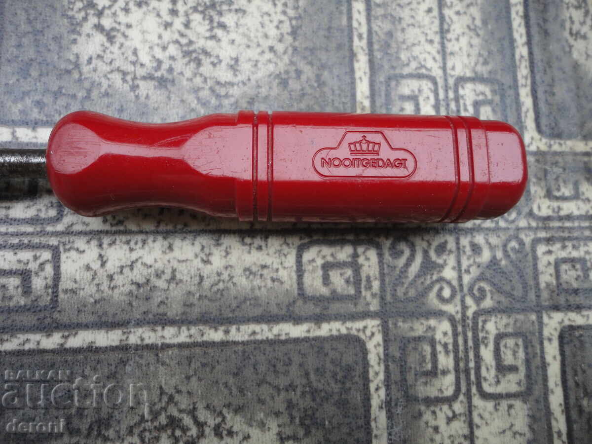 Excellent Nooitgedagt chisel with price 20.00 BGN | € 10.23