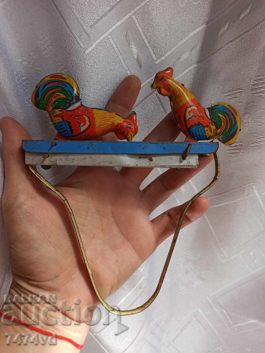 ΣΕΙΡΑ ΚΟΙΝΩΝΙΚΩΝ ΜΕΤΑΛΛΙΚΩΝ ΠΑΙΧΝΙΔΙΩΝ ΚΛΩΤΣΩΝΤΑ ΚΟΚΟΡΑΚΙΑ με τιμή 50.00 BGN | € 25.56