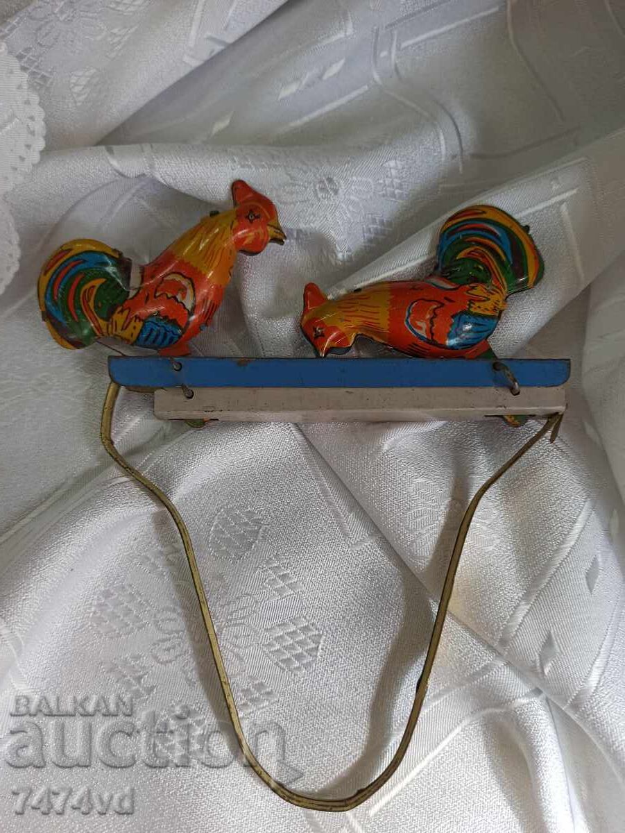 ΣΕΙΡΑ ΚΟΙΝΩΝΙΚΩΝ ΜΕΤΑΛΛΙΚΩΝ ΠΑΙΧΝΙΔΙΩΝ ΚΛΩΤΣΩΝΤΑ ΚΟΚΟΡΑΚΙΑ