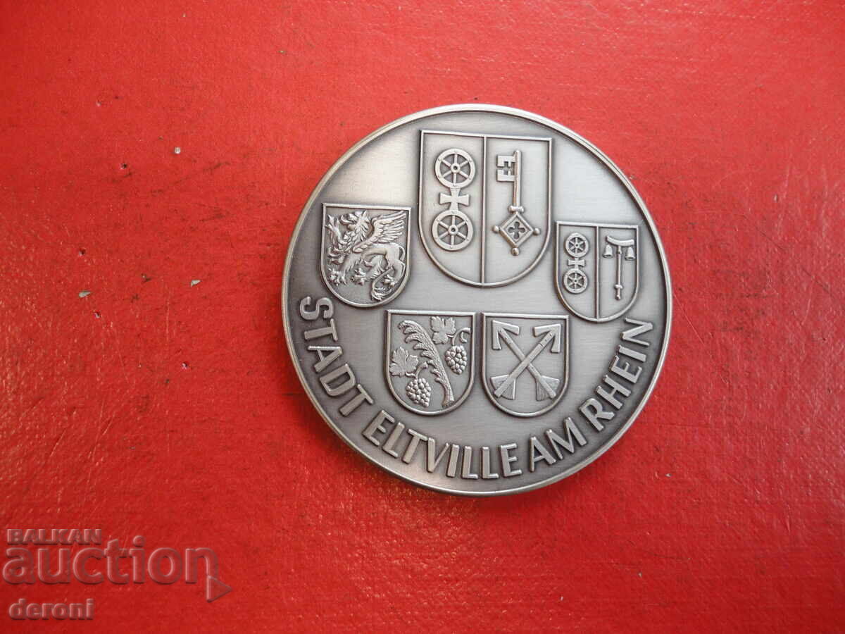 Auction German Medal Plaque 2001 Auction German Medal Plaque 2001