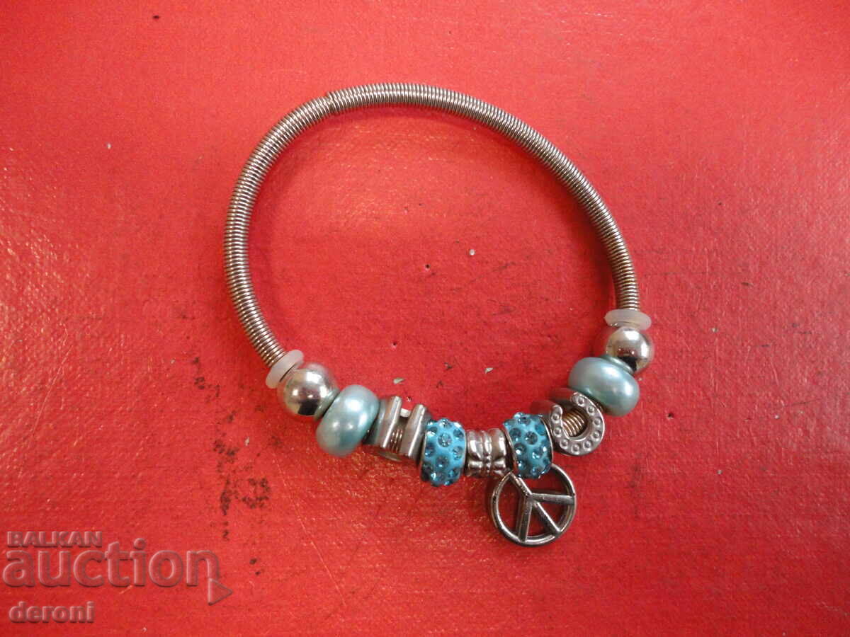 Υπέροχο βραχιόλι τύπου Pandora με τιμή 10.00 BGN | € 5.11