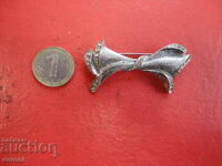 Broșă superbă cu pietre 166