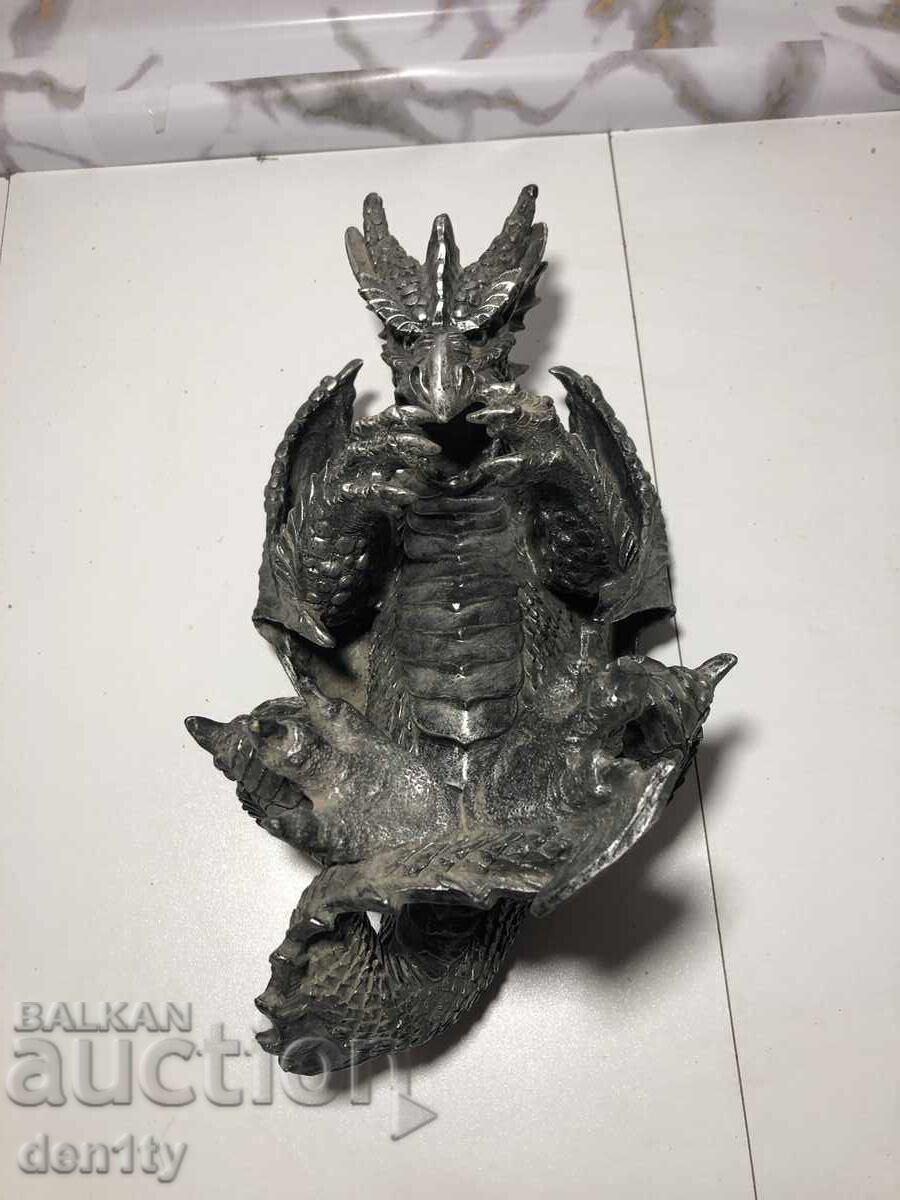 Μεγάλος κάτοχος μπουκαλιού κρασιού φιγούρα δράκου με τιμή 45.00 BGN | € 23.01