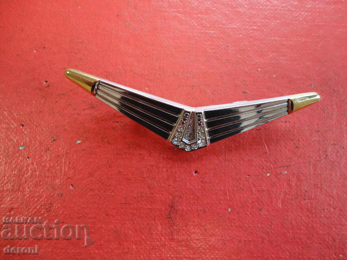 Incredible needle brooch with stones with price 10.00 BGN | € 5.11