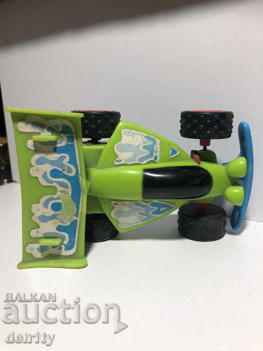 Доставка на модел кола Макдоналдс Toy Story 2000г