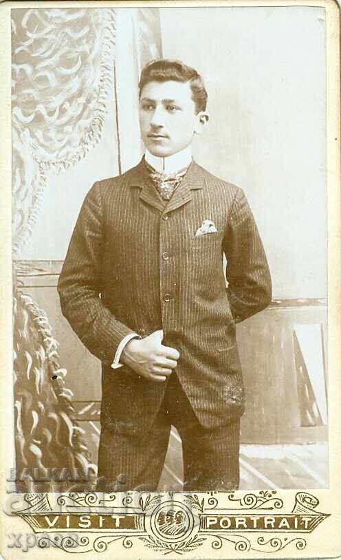 OLD PHOTOGRAPH - CARDBOARD - M1005