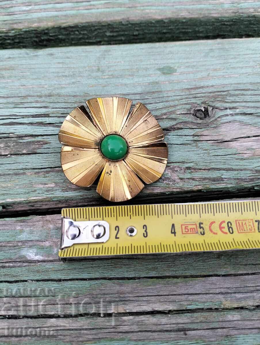 Παλιά επιχρυσωμένη καρφίτσα με τιμή 19.99 BGN | € 10.22