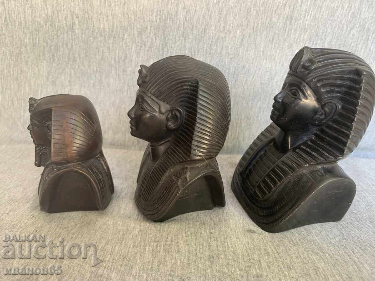 Λοτ αιγυπτιακών φιγούρων Τουταγχαμών με τιμή 100.00 BGN | € 51.13