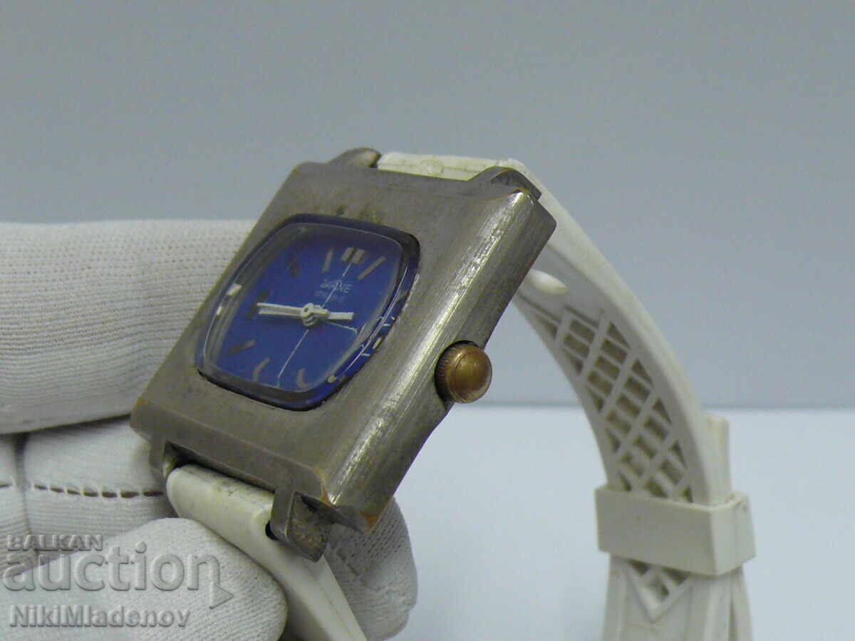 DIANE Mechanical Hand Watch, Working with Date with price 19.99 BGN | € 10.22