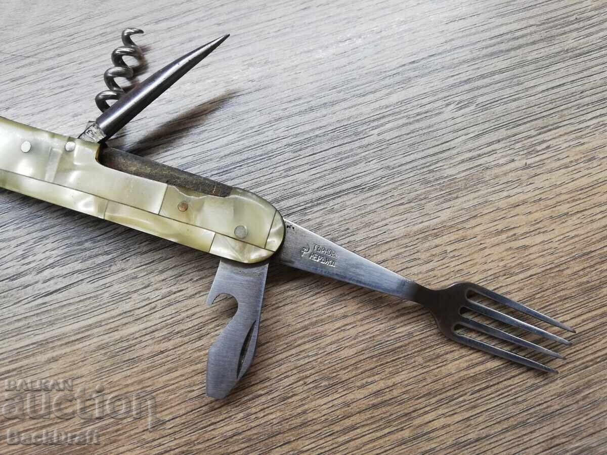 Auction  SOCIAL POCKET KNIFE, KNIFE WITH SICKLE AND HAMMER, VELIKO TARNOVO