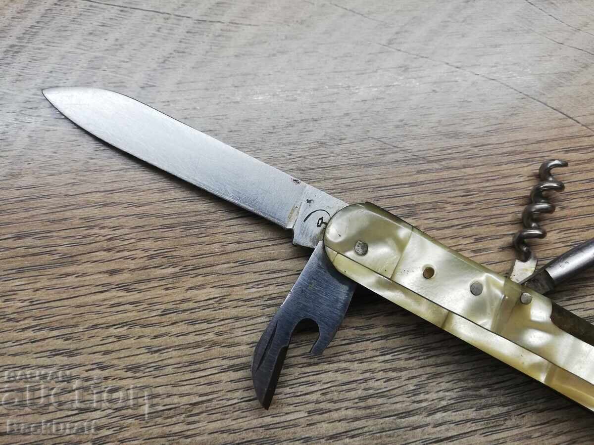 Delivery of SOCIAL POCKET KNIFE, KNIFE WITH SICKLE AND HAMMER, VELIKO TARNOVO