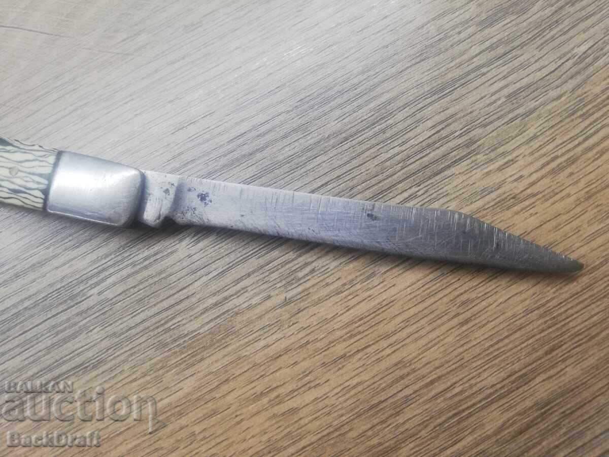 Auction  SOCIAL POCKET KNIFE, KNIFE WITH SICKLE AND HAMMER, VELIKO TARNOVO