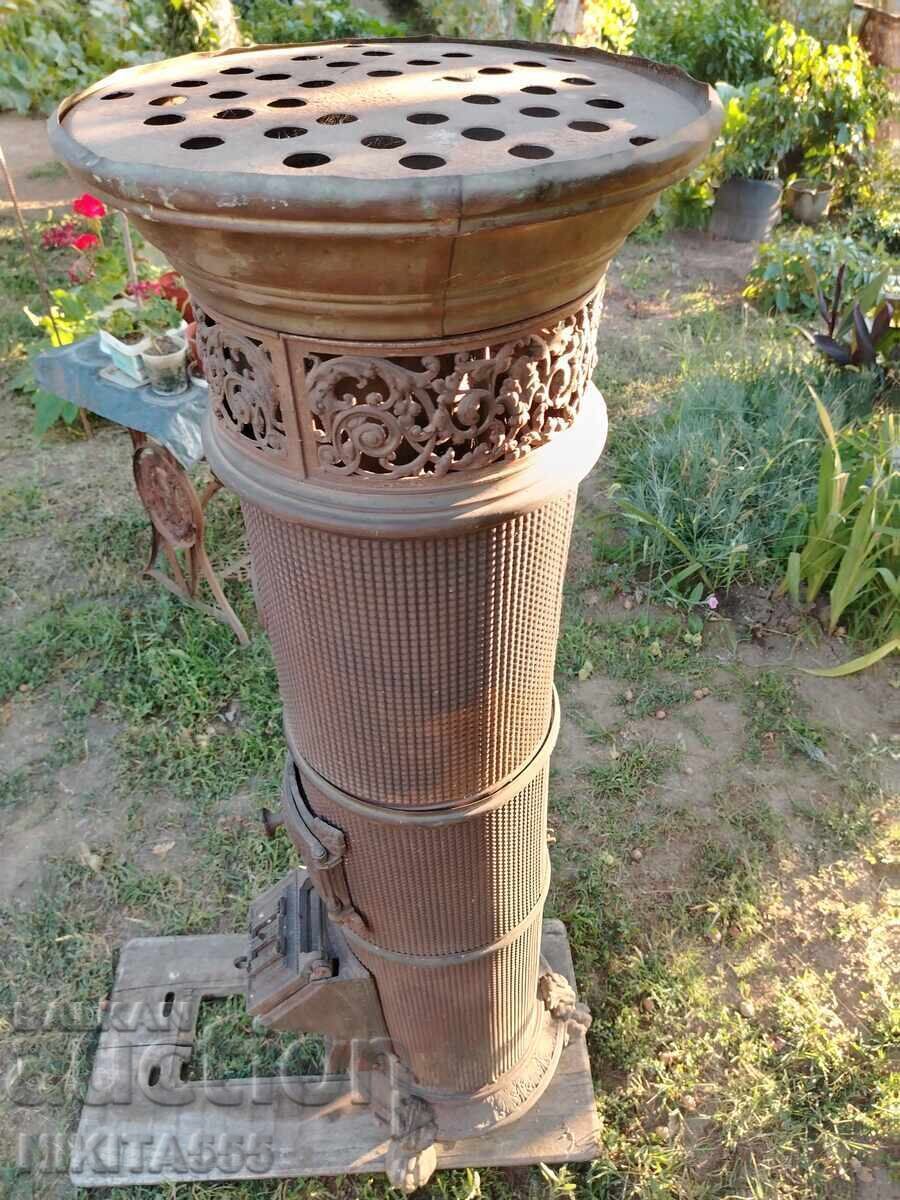Old beautiful cast iron column stove - Vienna/Austria 1900 with price 2500.00 BGN | € 1278.23 Old beautiful cast iron column stove - Vienna/Austria 1900 with price 2500.00 BGN | € 1278.23