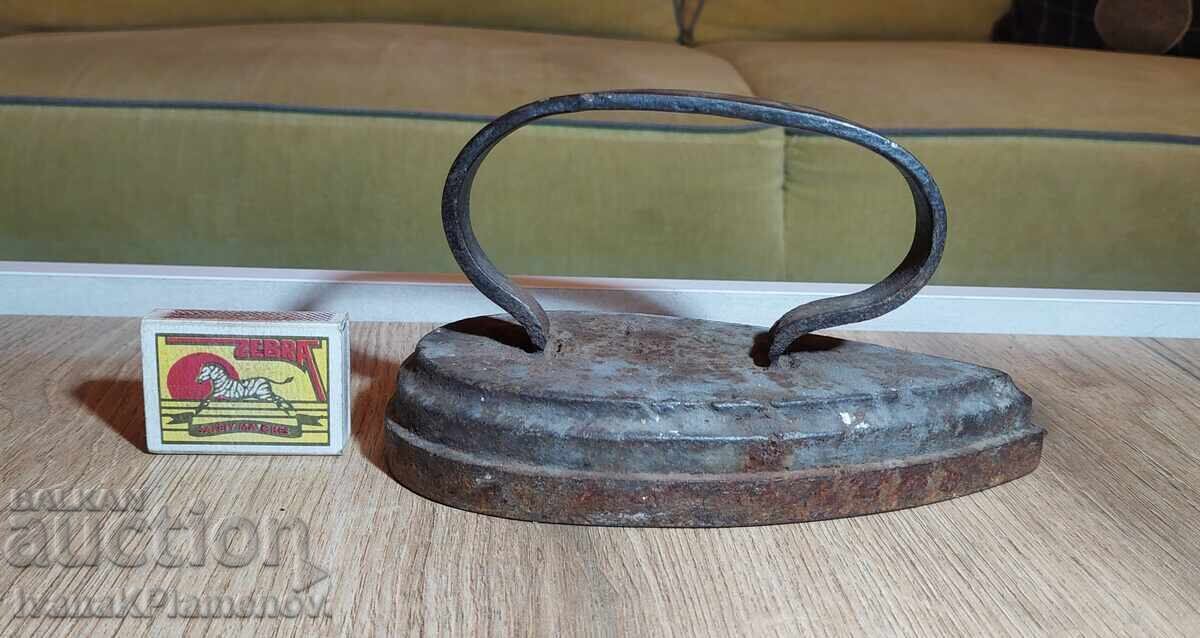 Fier de călcat vintage pentru colecționari - 6