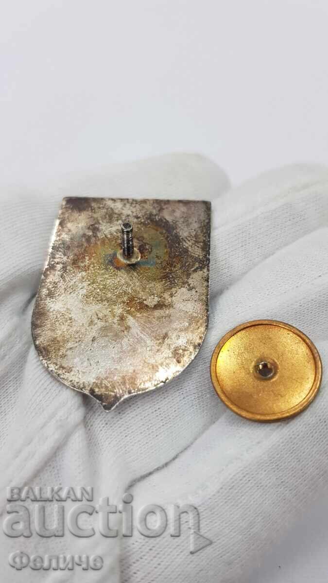 Παράδοση Πολύ σπάνιο επιθωρακίο, παράσημο Καπετάνιου - Εκπαιδευτή