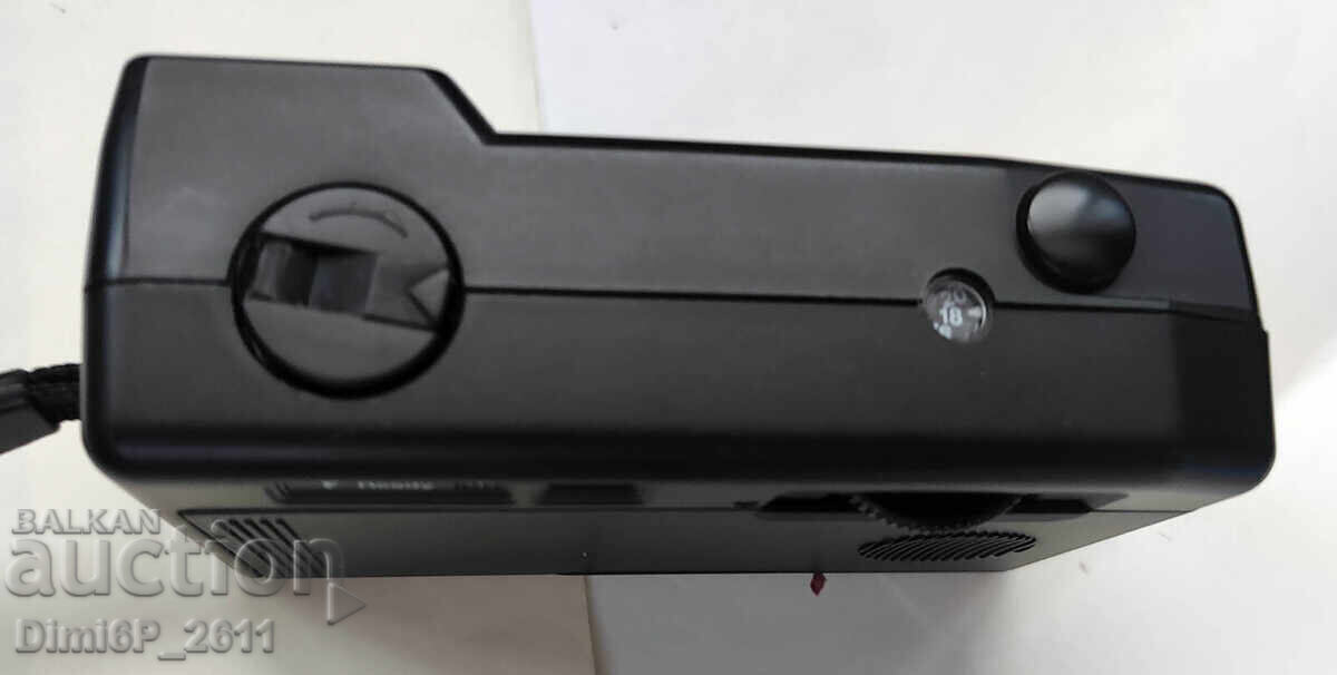 Δημοπρασία Συμπαγής φωτογραφική μηχανή Revue 130 C - 35 mm