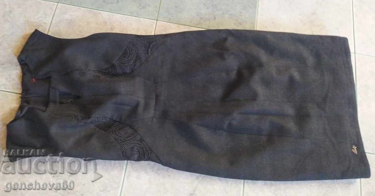 Official Bulgarian black dress by "Rosi" with price 30.00 BGN | € 15.34