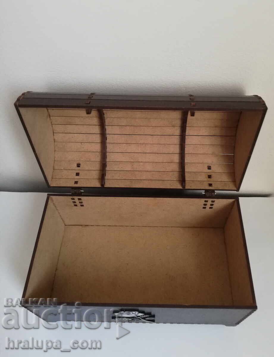 Δημοπρασία Ξύλινο κουτί