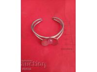 Antique bracelet with a pink stone