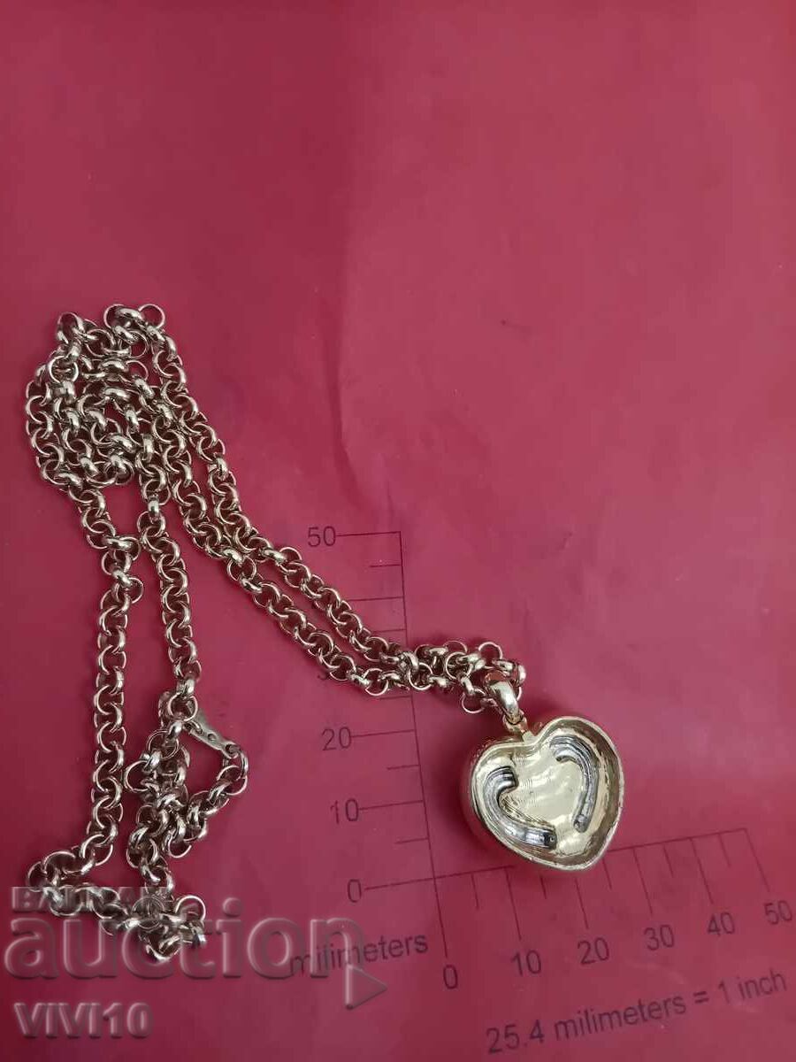 Antique necklace with natural stones with price 60.00 BGN | € 30.68