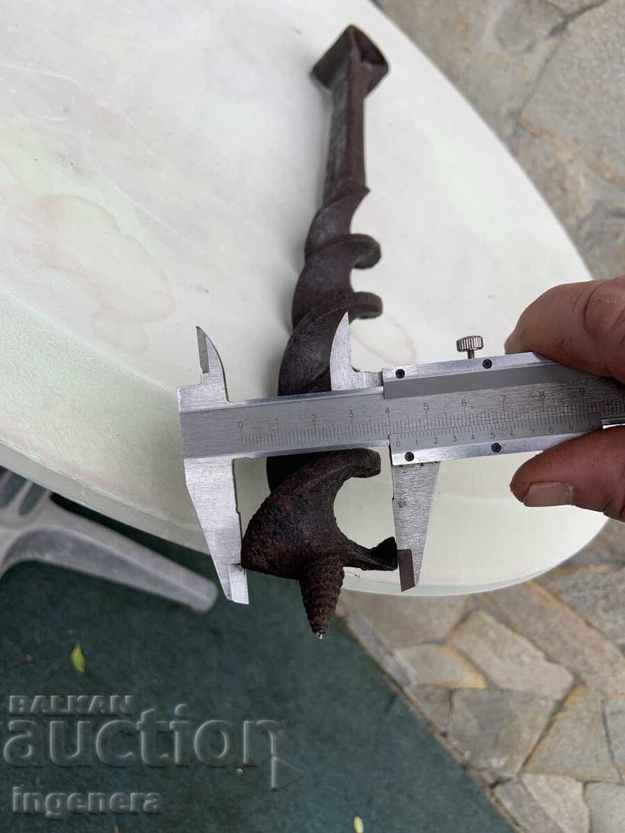 Auction  OLD DRILL BIT