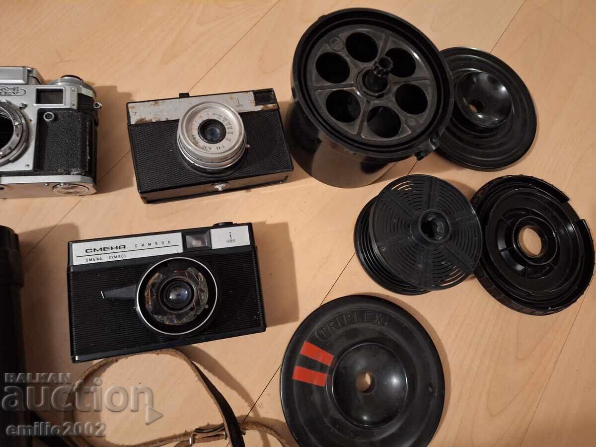 Auction  Photographic devices