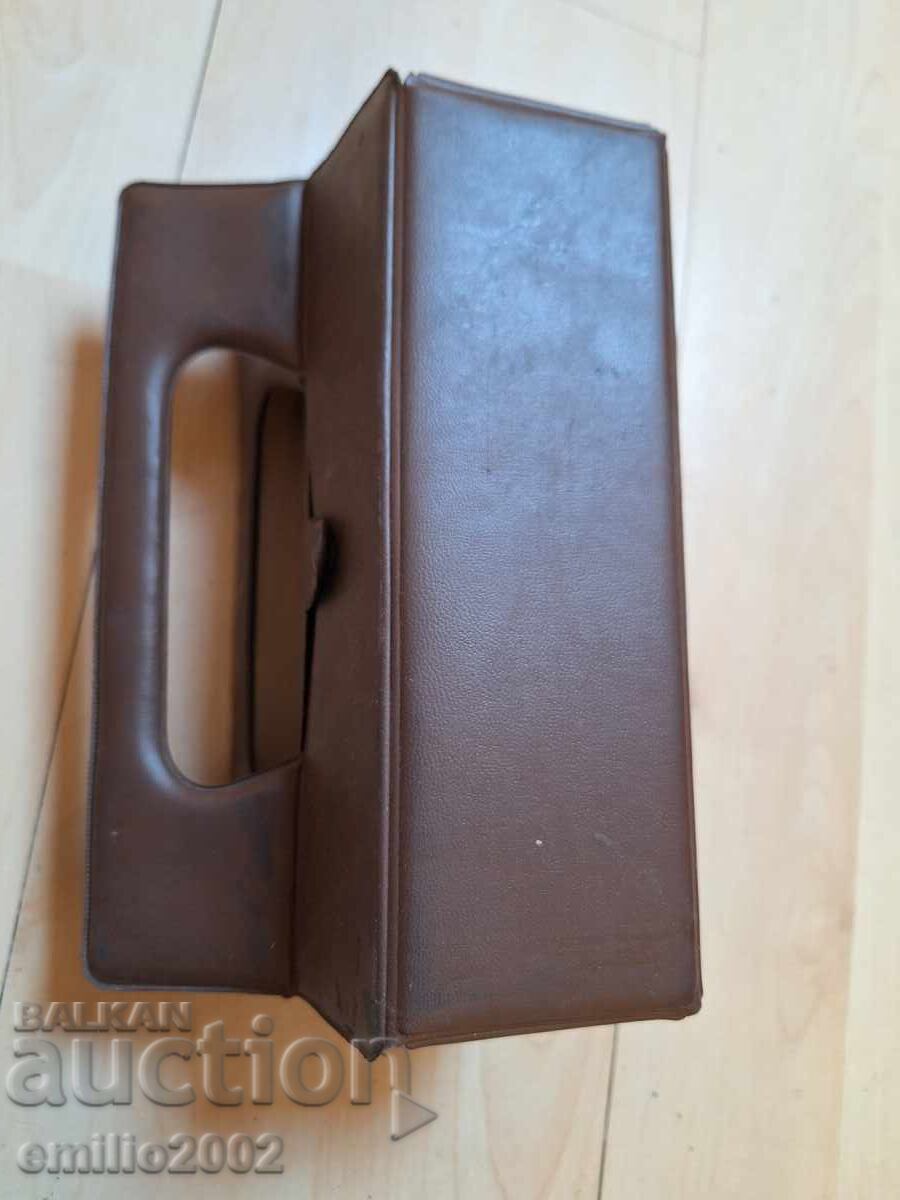 Geantă de damă cu accesorii retro soc - 5