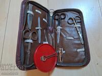 Geantă de cosmetice pentru femei cu accesorii retro soc