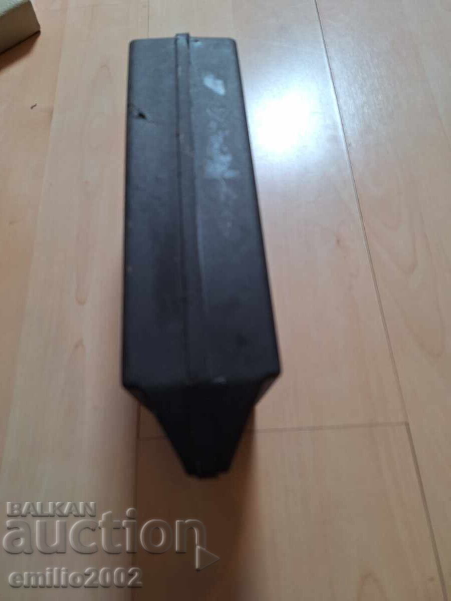 Auction  Audio cassettes in car box