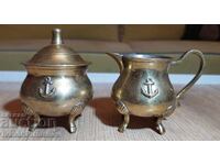 Canițe din alamă, două bucăți, pentru cunoscători