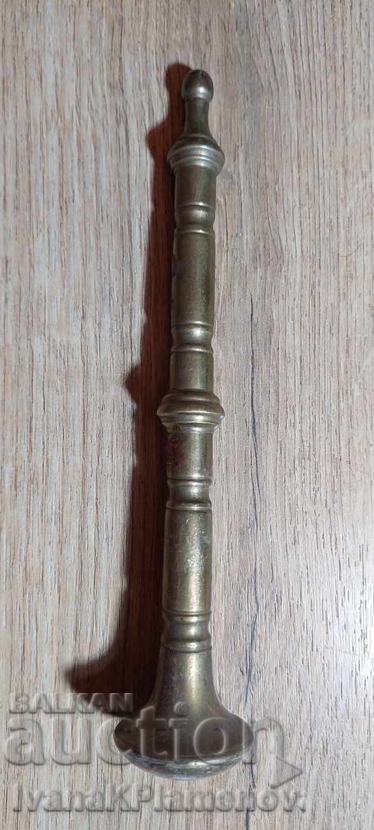 Δημοπρασία Χαβανέζια μπρονζέ για γνώστες Δημοπρασία Χαβανέζια μπρονζέ για γνώστες