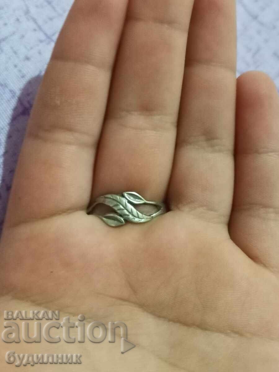 Silver ring. 19.5mm. I'm listing over 100 auctions. Check it out - 5 Silver ring. 19.5mm. I'm listing over 100 auctions. Check it out - 5