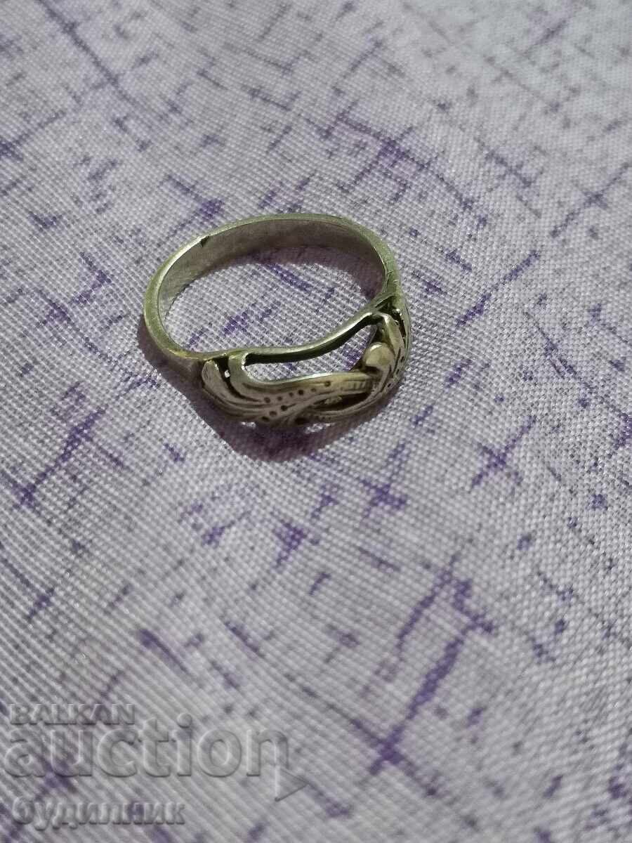 Silver ring. 18.6mm. I'm launching over 100 Auctions. Check it out - 5 Silver ring. 18.6mm. I'm launching over 100 Auctions. Check it out - 5