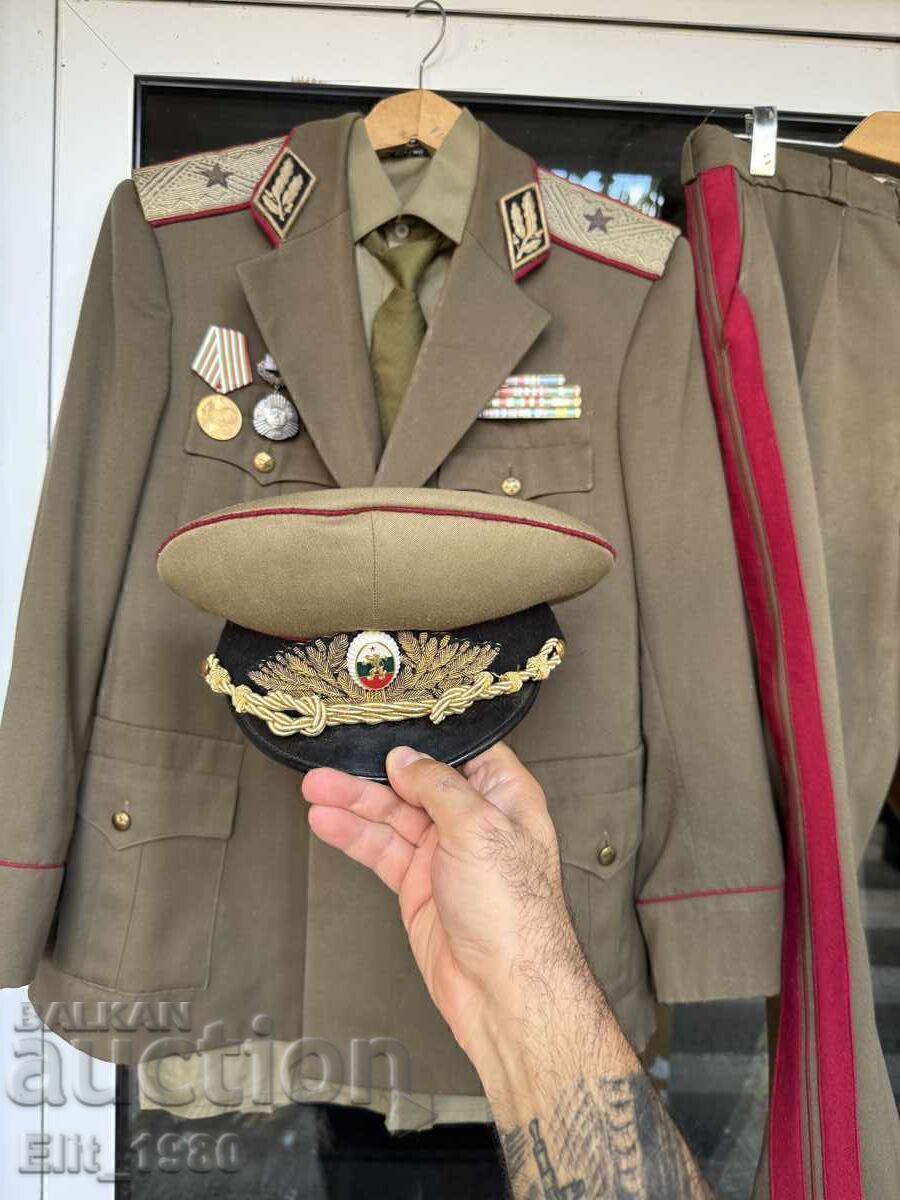 Uniform of General BNA