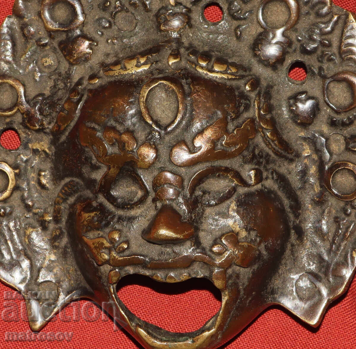 Δημοπρασία Χάλκινο ανάγλυφο γλυπτό, μάσκα