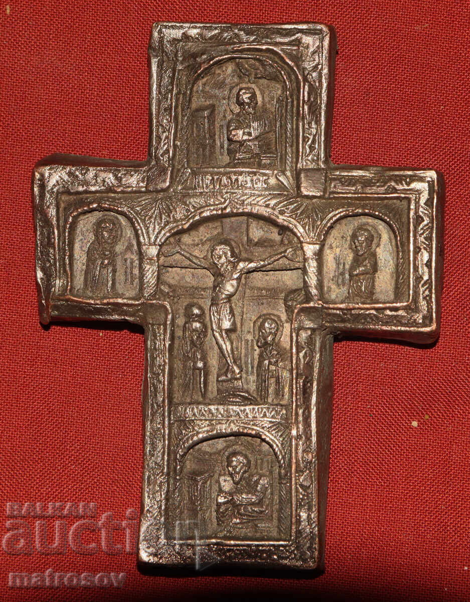 Παράδοση Χειροποίητος παλιός χάλκινος σταυρός, Εσταυρωμένος