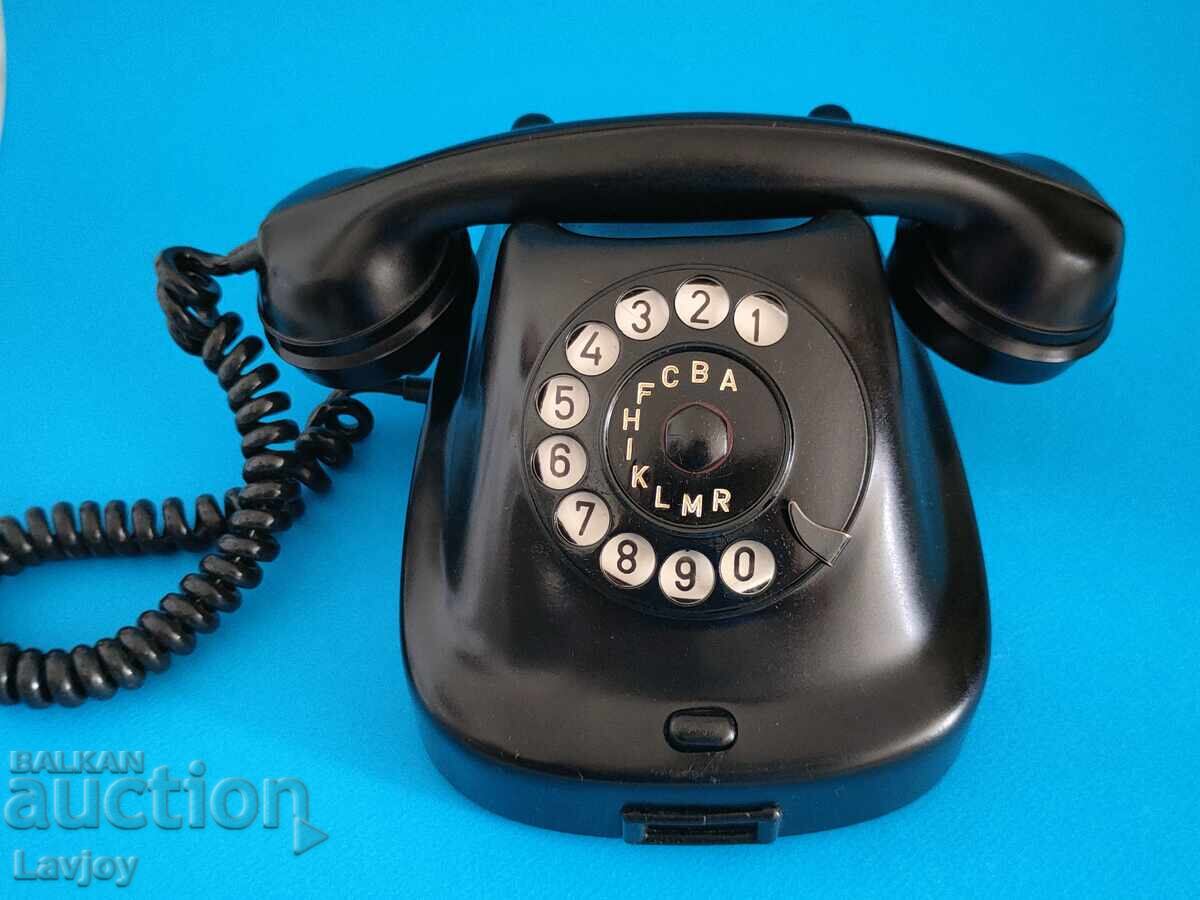 Telefon retro din bachelită, anul 1963
