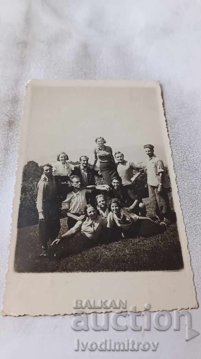 Photo Vitosha Young Men and Women at the Starcheski Poliani (Old People's Meadows) 1934
