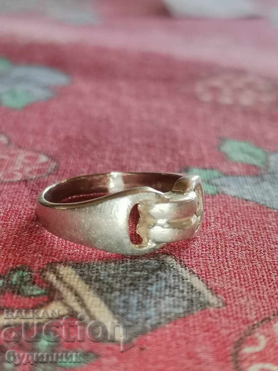 Аукцион Сребърен пръстен. 15,8мм. Пускам над 100 Аукциона. Разгледай