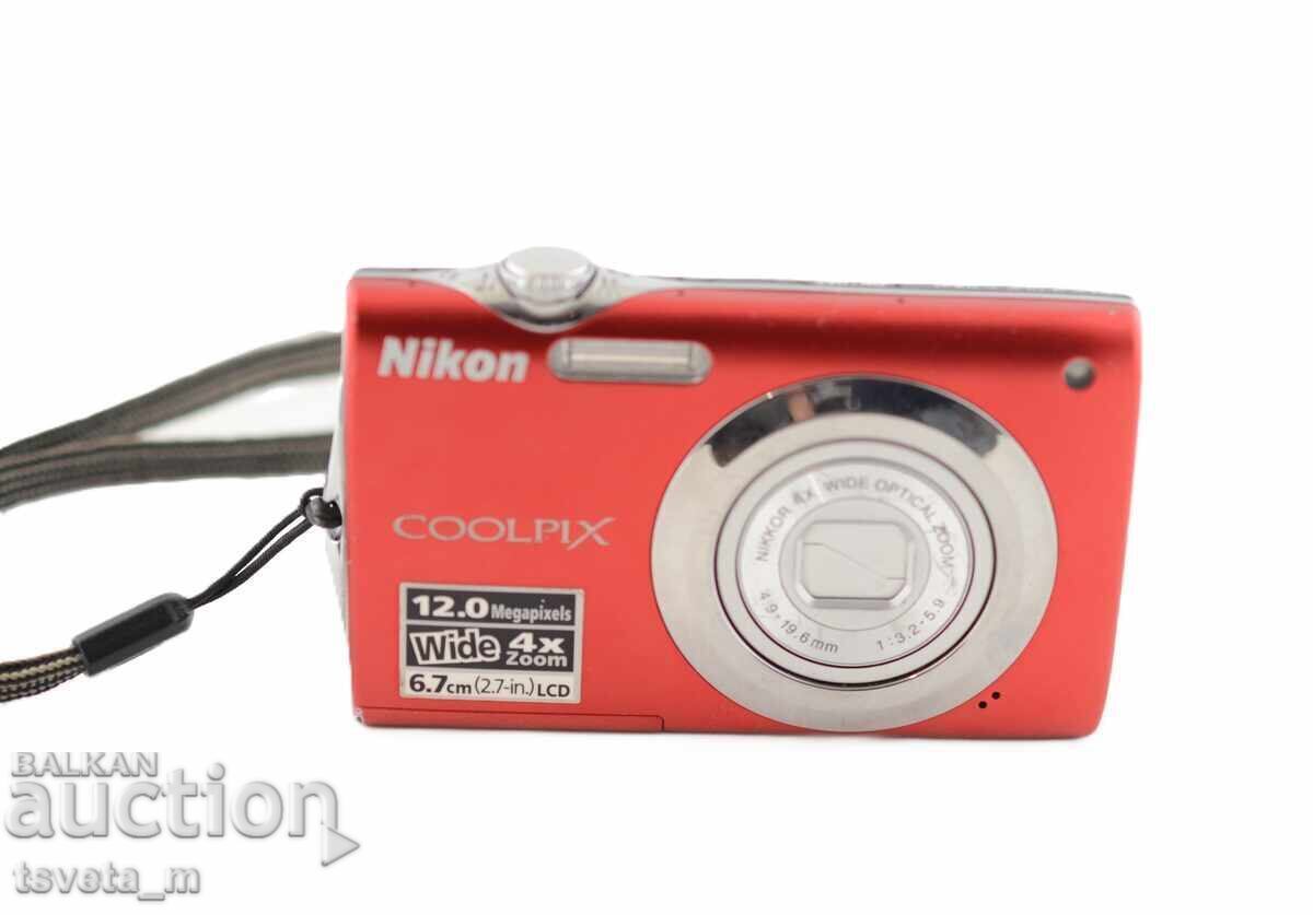 Φωτογραφική μηχανή Nikon Coolpix S3000 αδοκίμαστη με τιμή € 6.00 | 11.74 BGN
