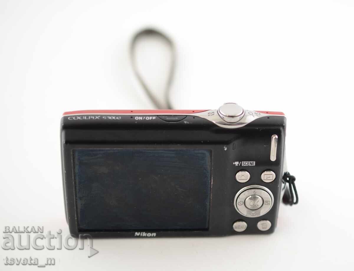 Auction  Nikon Coolpix S3000 Camera, Untested