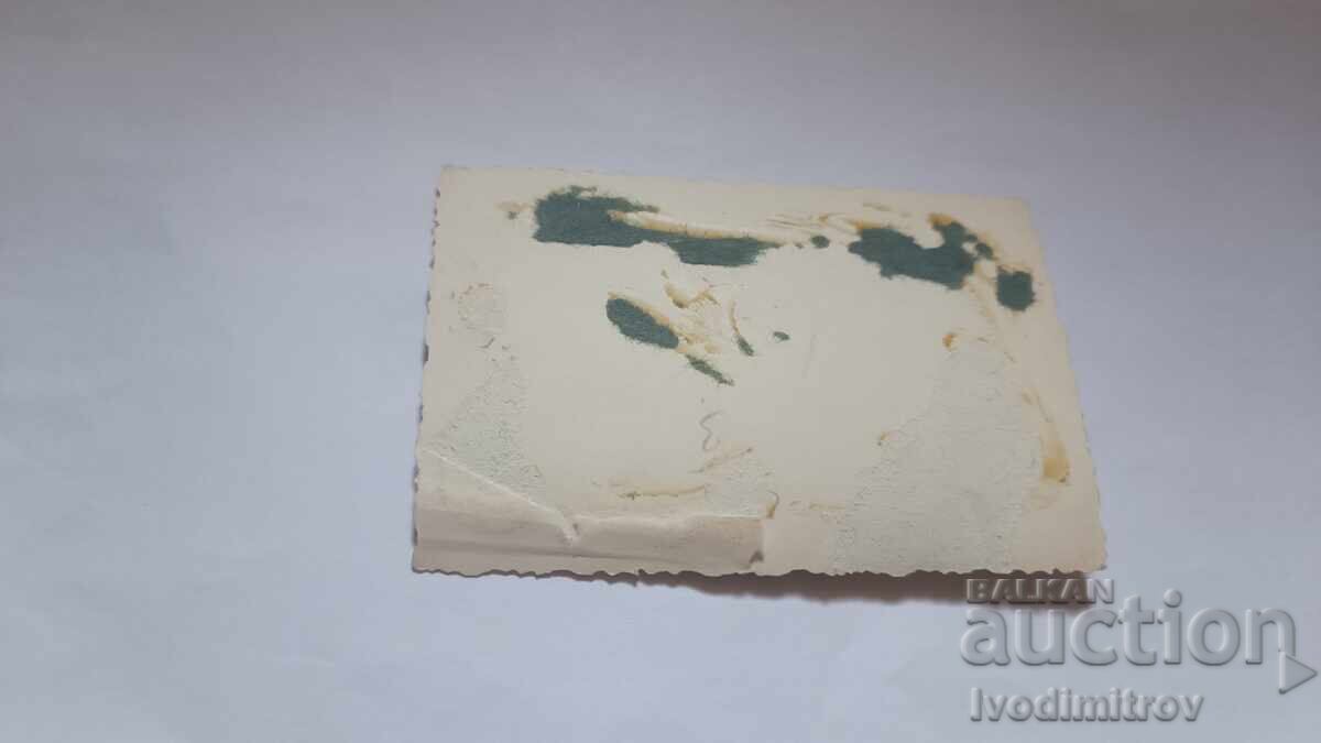 Foto Sofia Doi bărbați pe trotuar cu preț 2.45 BGN | € 1.25