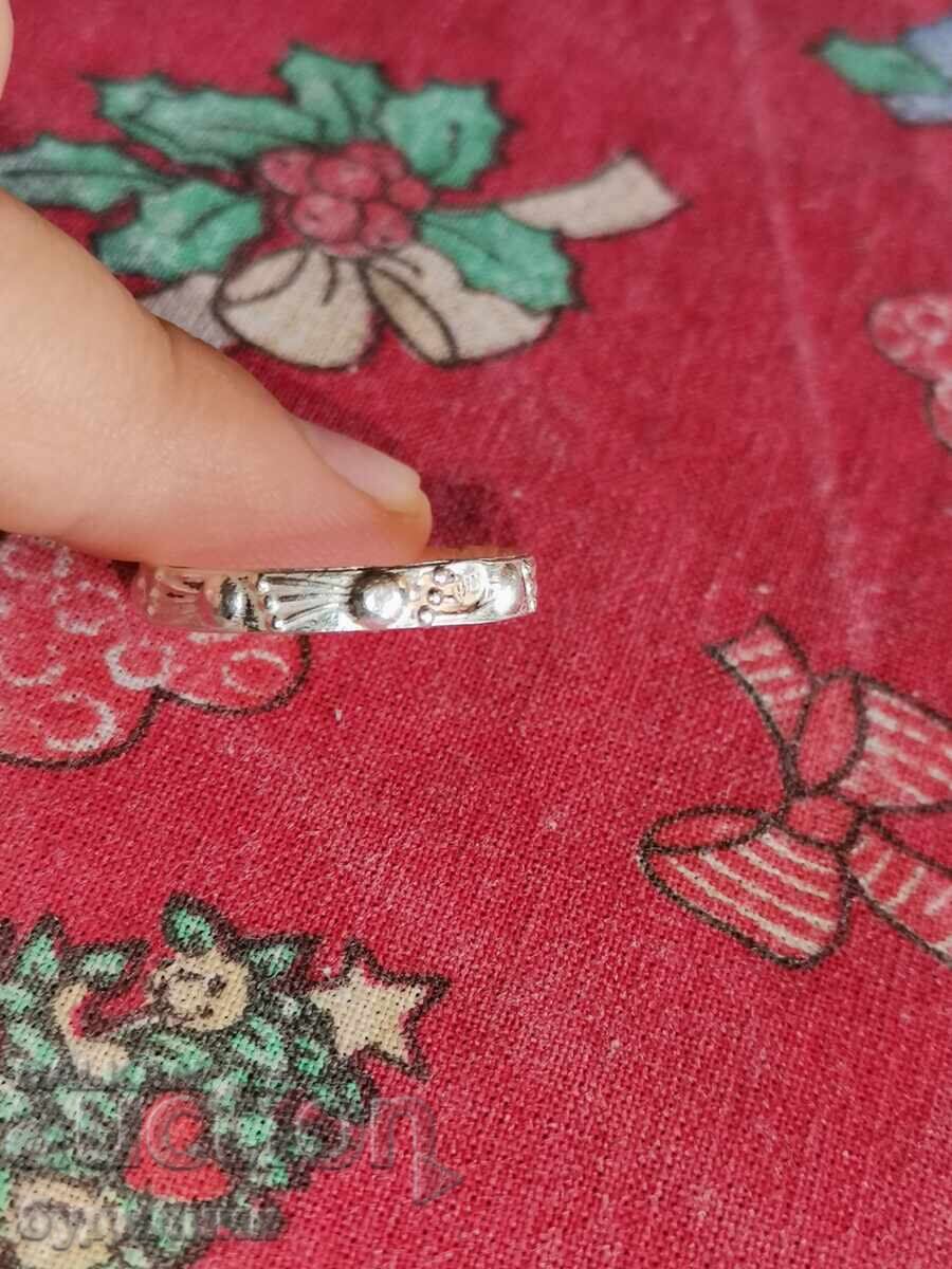 Licitație Inel argint. 19mm. Lansez peste 100 de licitații. Vedeți Licitație Inel argint. 19mm. Lansez peste 100 de licitații. Vedeți