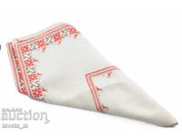 Pătrat brodat manual cu motive populare bulgărești