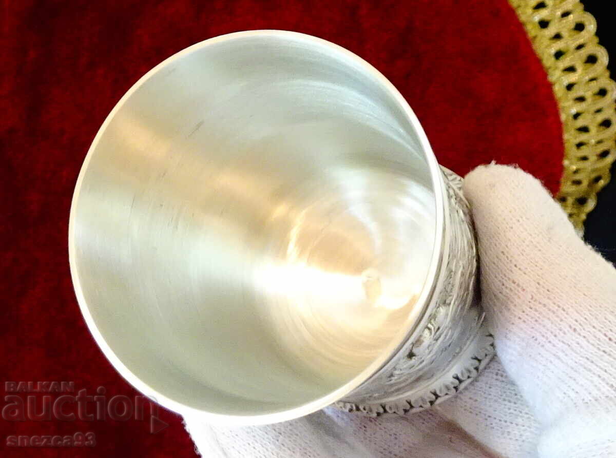 Чаша от калай с Влюбени,Фортуна,Близнаци. с цена 49.00 лв. | € 25.05 Чаша от калай с Влюбени,Фортуна,Близнаци. с цена 49.00 лв. | € 25.05