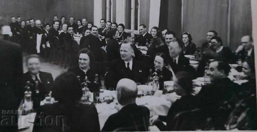 Auction . SWASTIKA FLAG SOFIA PHOTOGRAPH KINGDOM OF BULGARIA Auction . SWASTIKA FLAG SOFIA PHOTOGRAPH KINGDOM OF BULGARIA