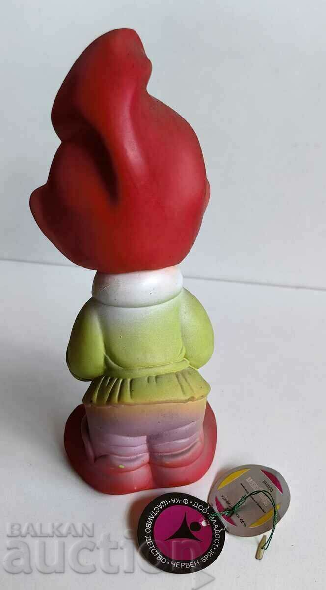 Delivery of . Dwarf SOC LARGE UNUSED RUBBER TOY DOLL WITH TAG