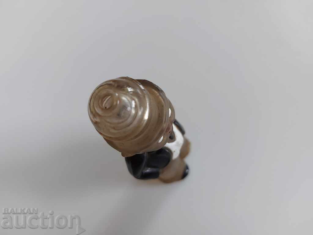 Παράδοση .ΠΟΛΥ ΠΑΛΙΟ ΜΠΟΥΚΑΛΙ ΜΠΟΥΚΑΛΙ ΑΡΩΜΑΤΟΣ ΦΙΓΟΥΡΑ ΦΙΓΟΥΡΑ ΚΟΣΤΟΥΜΙΑ