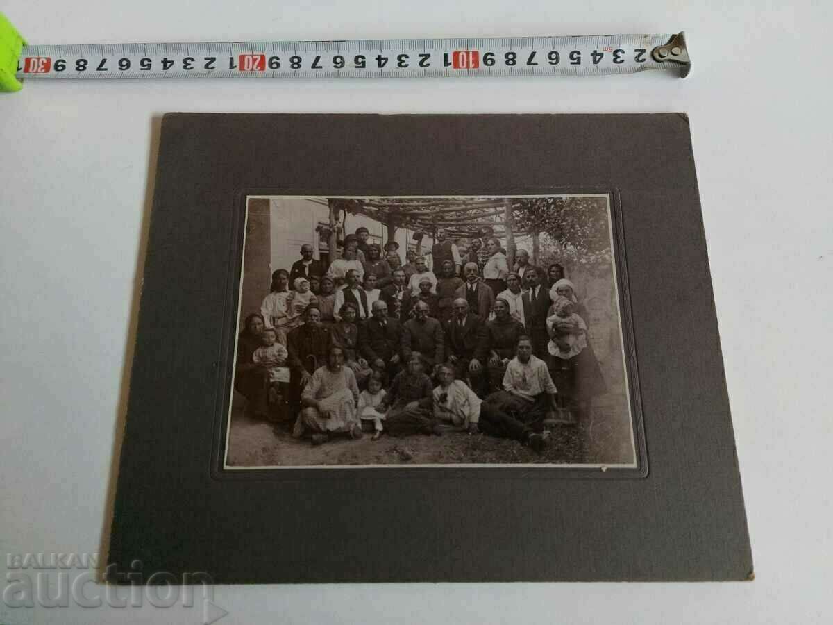 .KINGDOM OF BULGARIA OLD GROUP PHOTO PHOTO CARDBOARD with price € 8.69 | 17.00 BGN .KINGDOM OF BULGARIA OLD GROUP PHOTO PHOTO CARDBOARD with price € 8.69 | 17.00 BGN